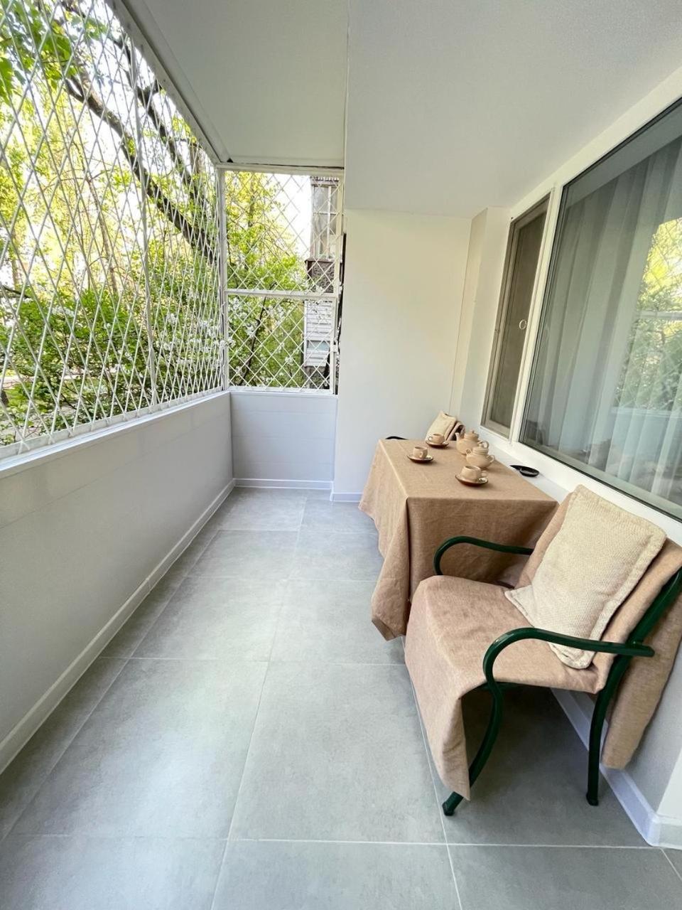 сервис отеля, уют дома Apartment Almaty